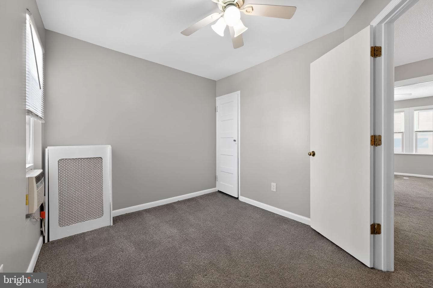 5918 Malta Street photo 29