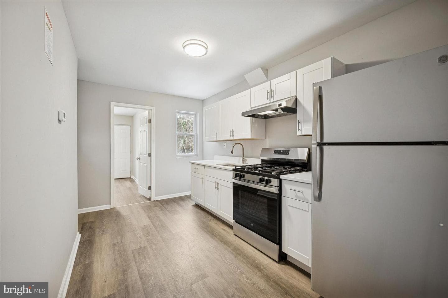 5626 Bloyd Street photo 6