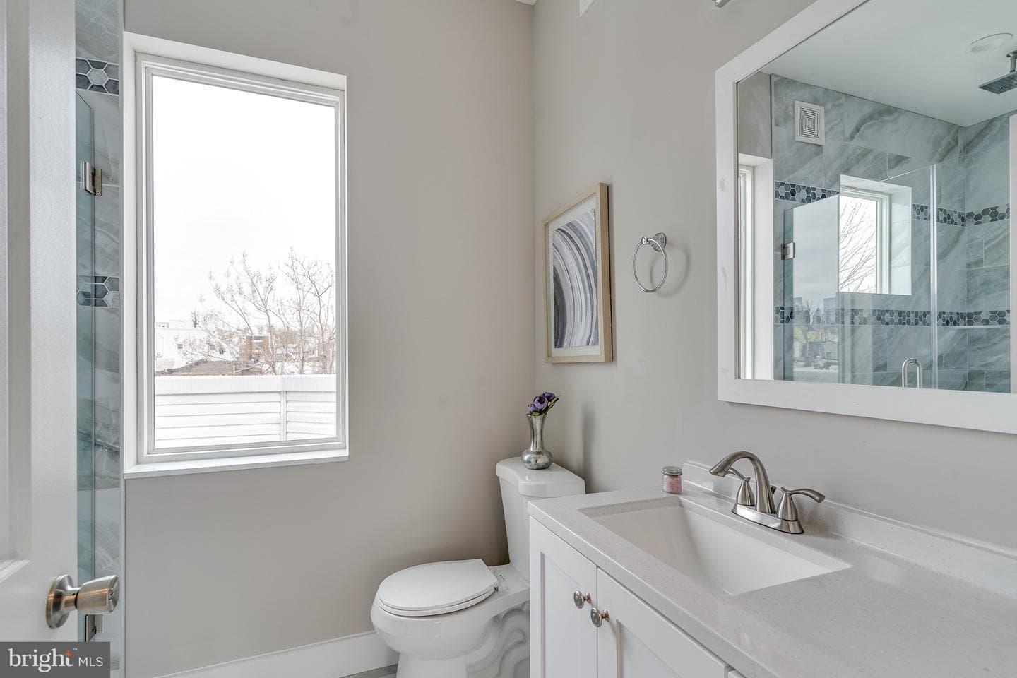 1436 N Corlies Street photo 23