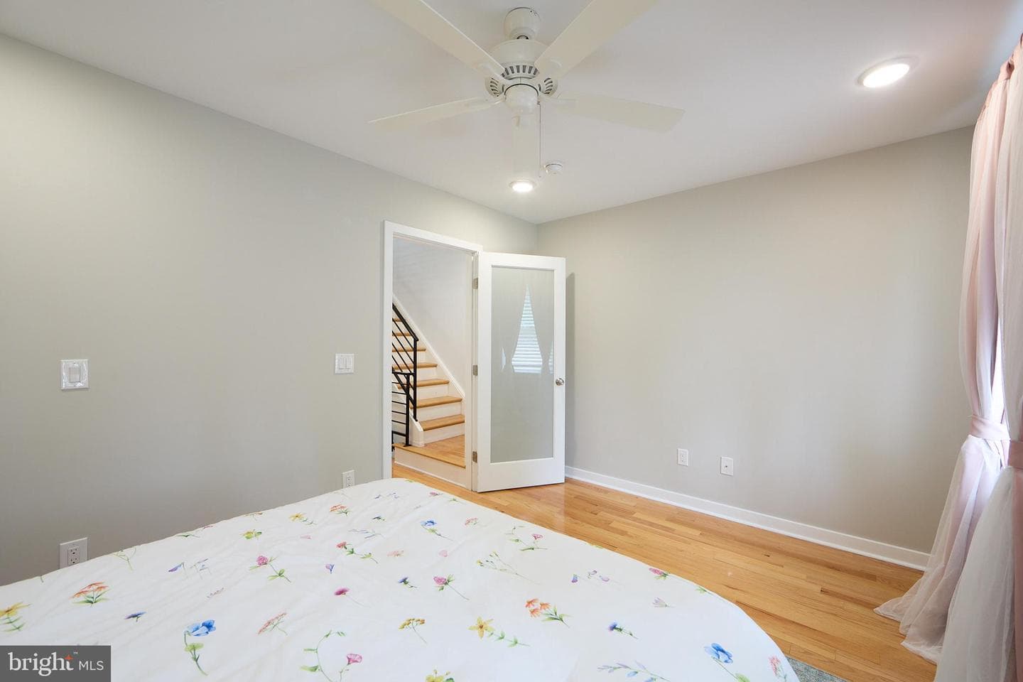 2019 W Girard Avenue photo 23