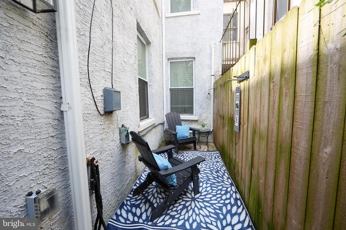2019 W Girard Avenue photo 32