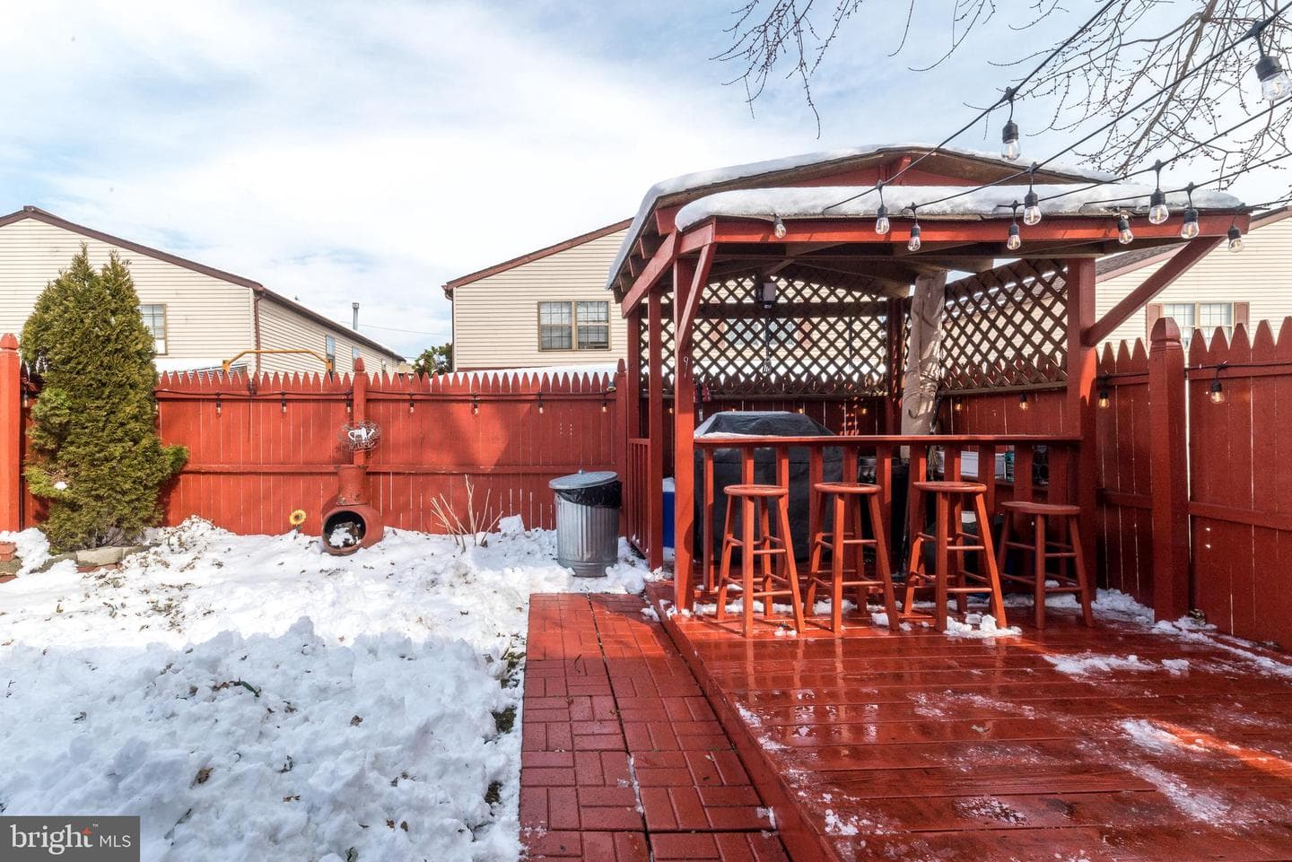725 Brighton Street photo 29