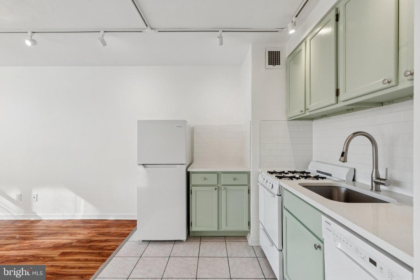 1810 Rittenhouse Square #406 photo 7