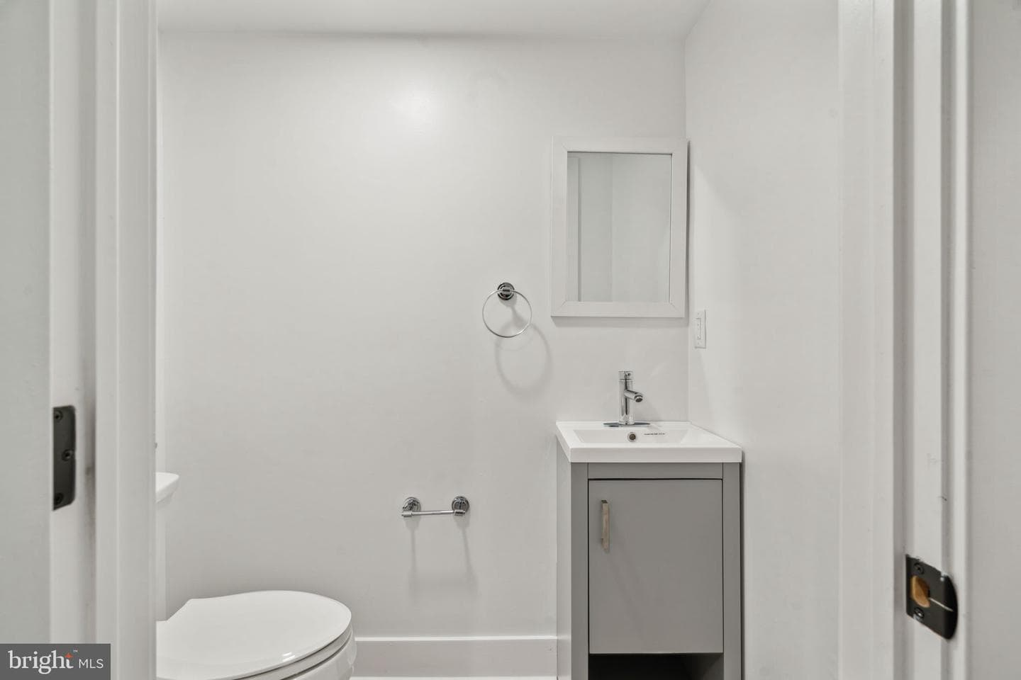 2507 Ingersoll Street photo 20