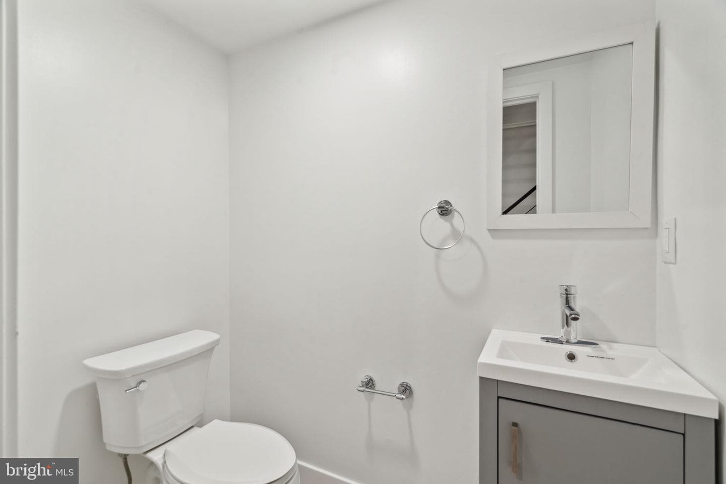 2507 Ingersoll Street photo 21