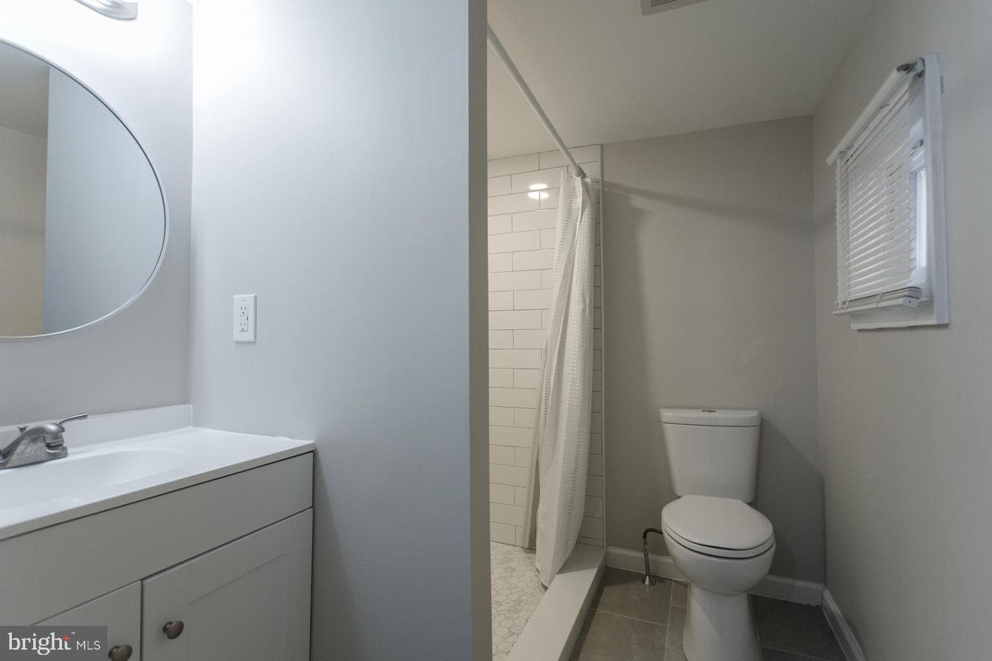 108 Roxborough Avenue photo 10