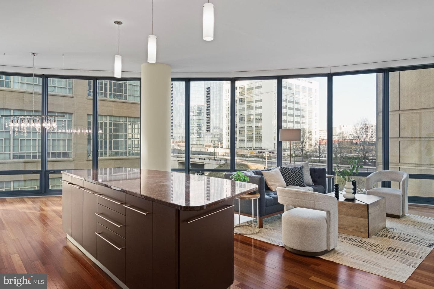 2101 Market Street #302 photo 1