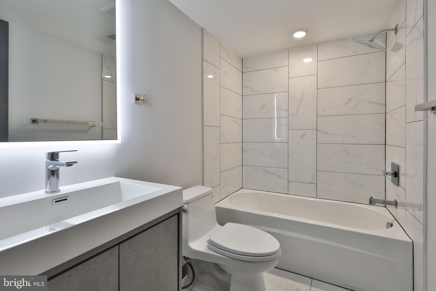 1022 Christian Street photo 44