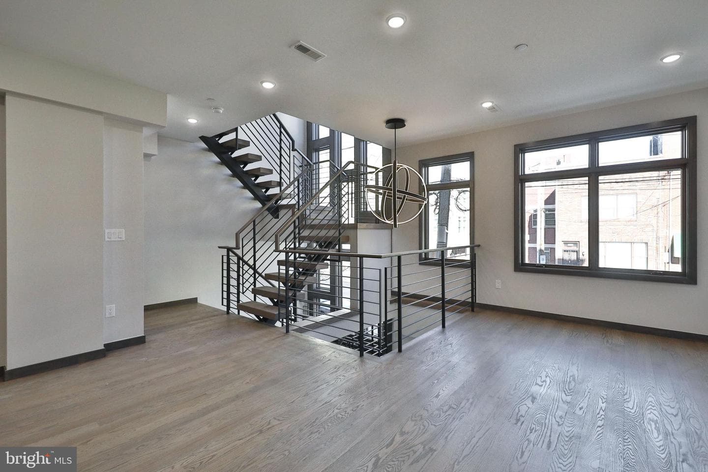 1022 Christian Street photo 7