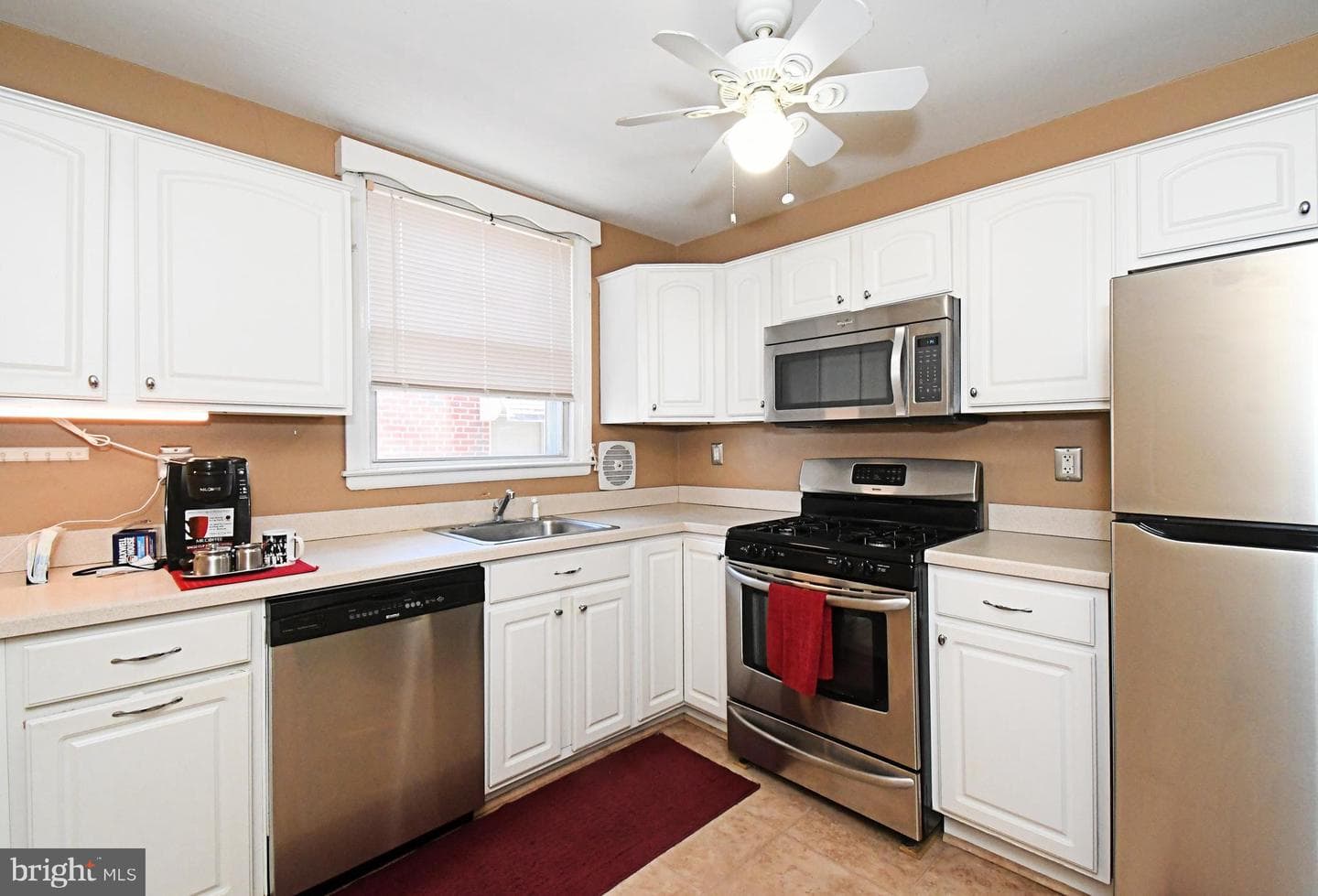 1110 Chandler Street photo 8