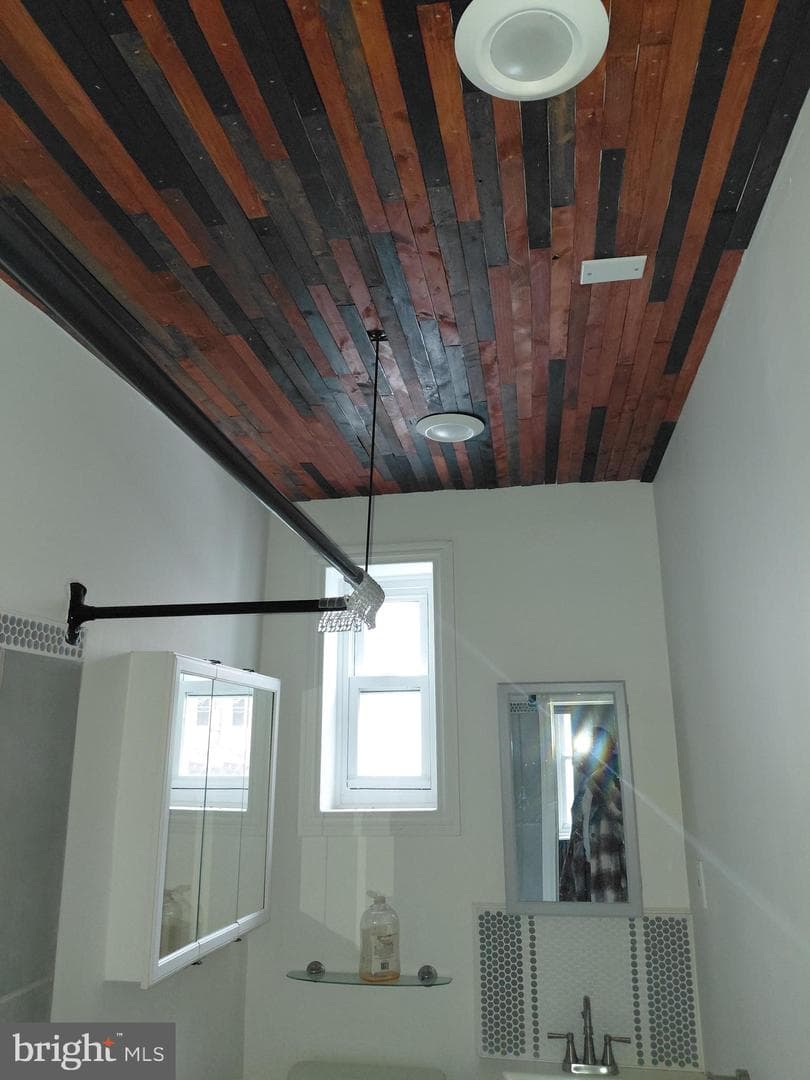 5052 Tacoma Street photo 5