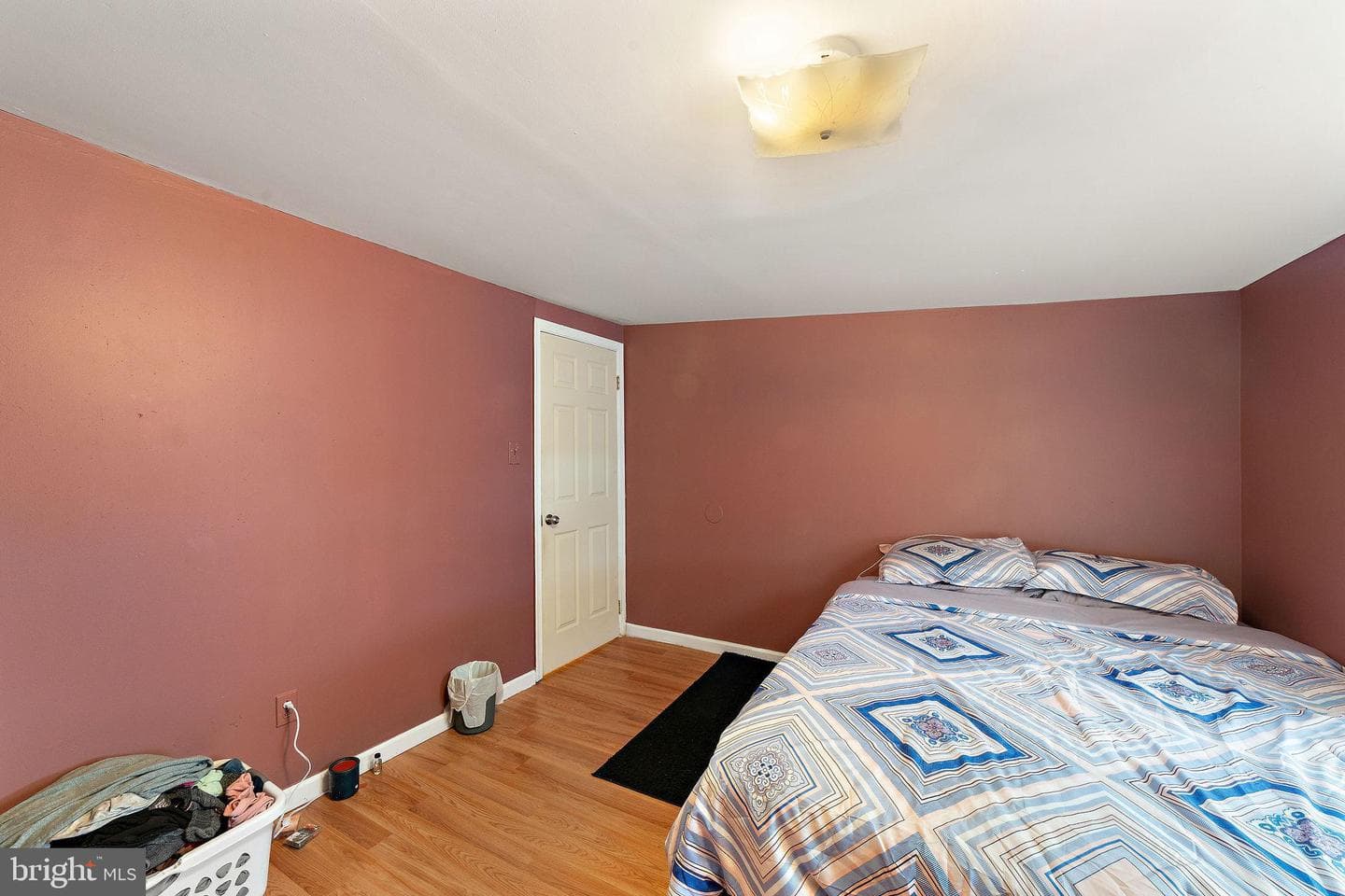 1715 W Thompson Street photo 10