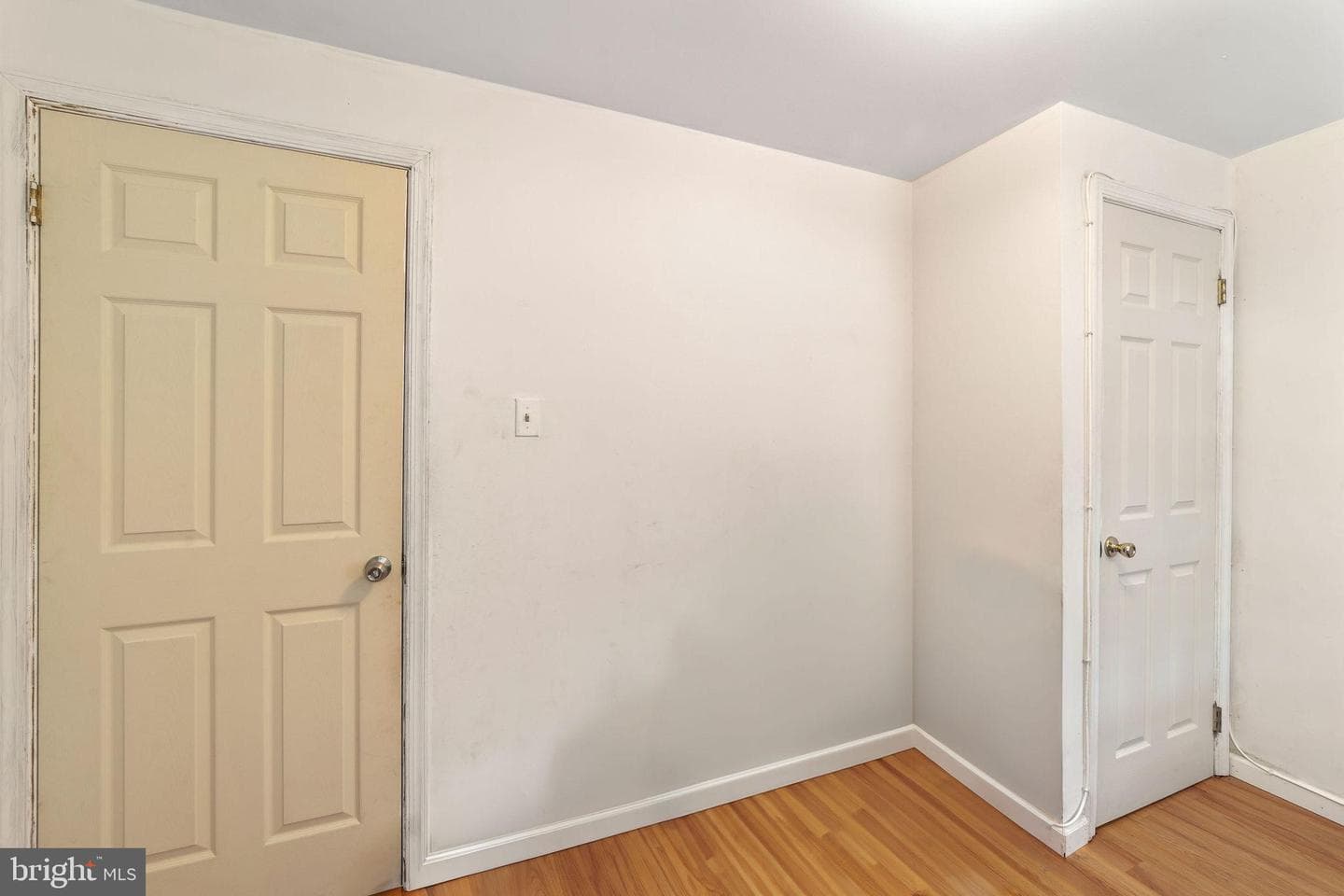 1715 W Thompson Street photo 19