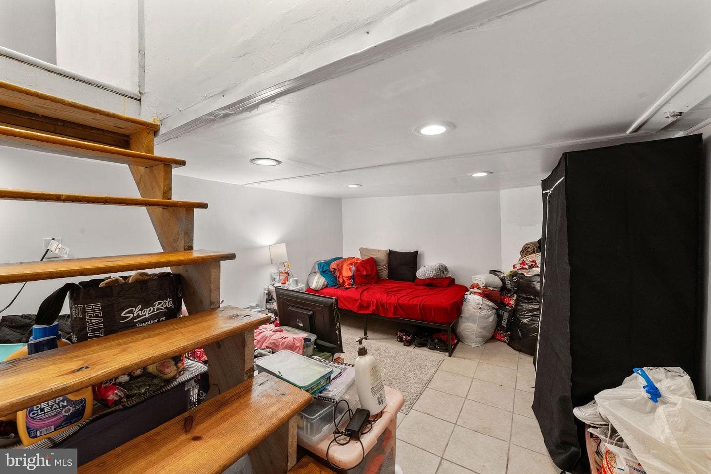 1715 W Thompson Street photo 20