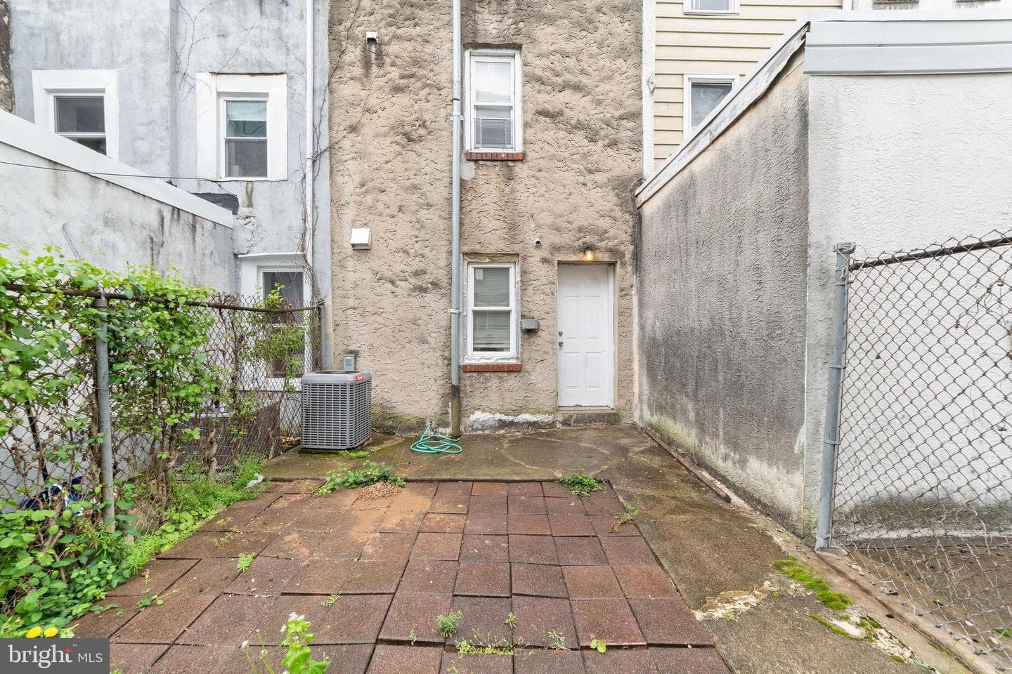 1715 W Thompson Street photo 23