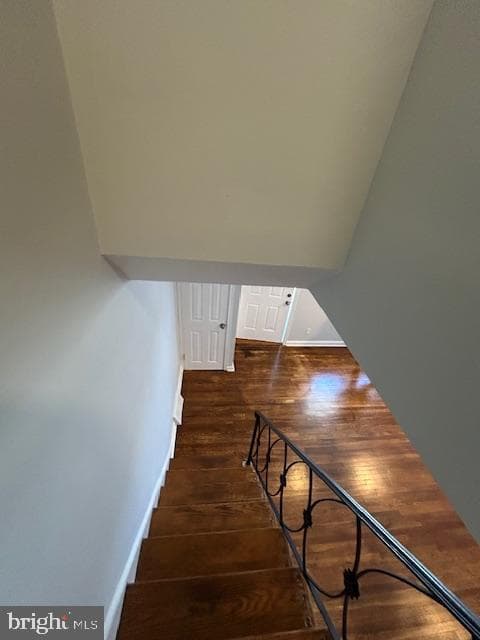 6709 Sylvester Street photo 20