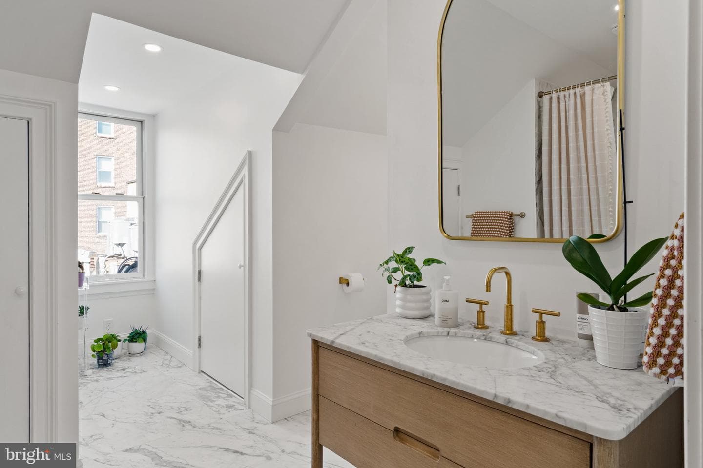 1013 Clinton Street photo 47