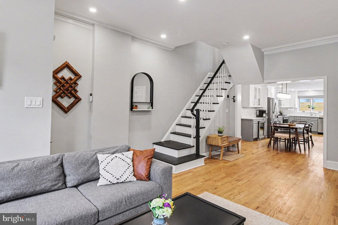 317 Wharton Street photo 4
