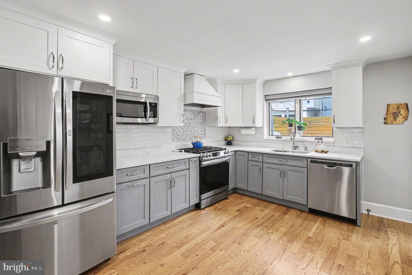 317 Wharton Street photo 8
