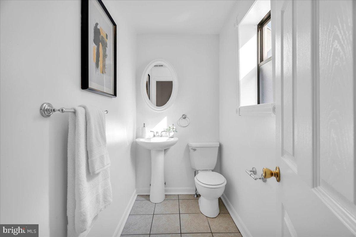 823 S 10th Street photo 12