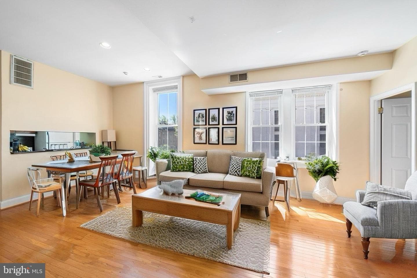 308 S 13th Street #11, Philadelphia