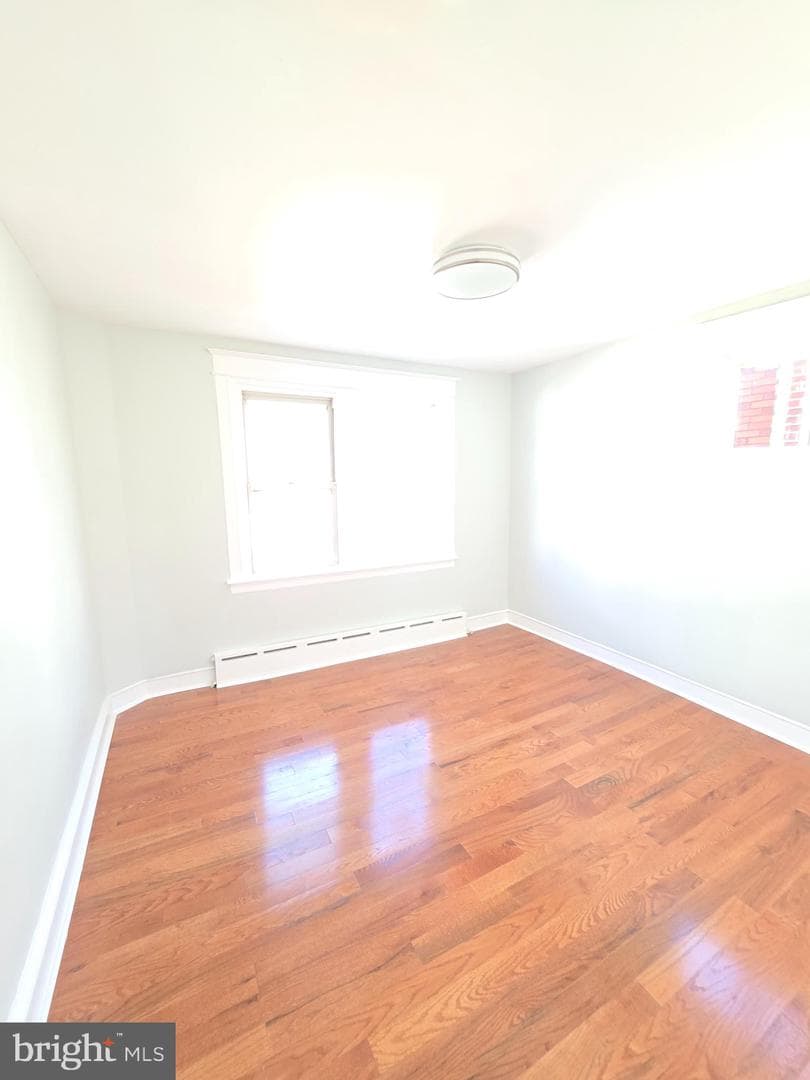 631 E Godfrey Avenue photo 13