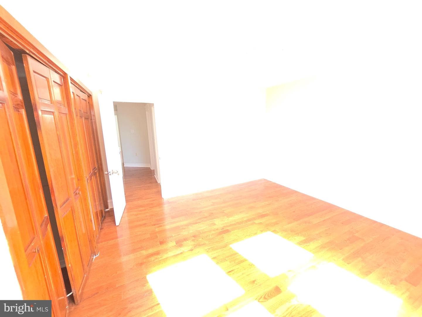 631 E Godfrey Avenue photo 18