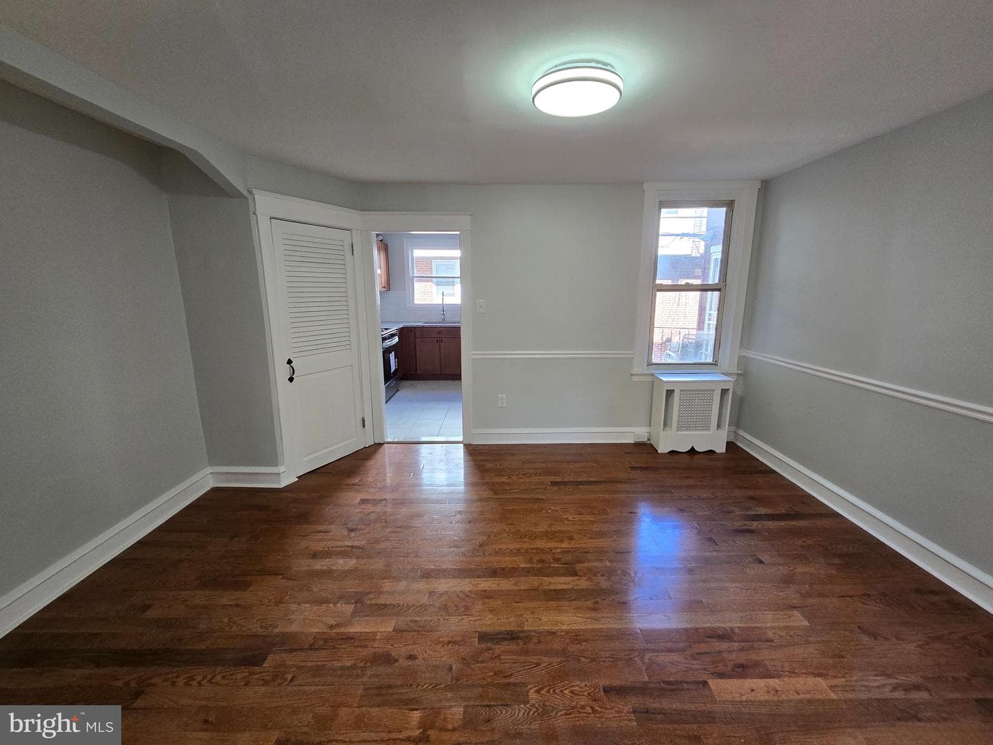 631 E Godfrey Avenue photo 6