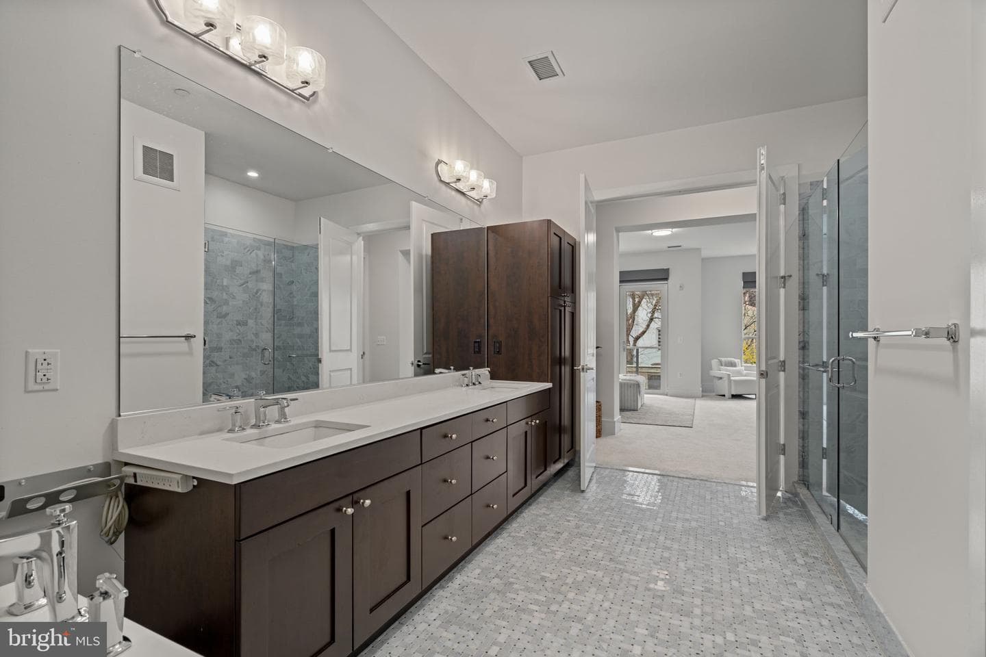 410 S Front St # 209 photo 27