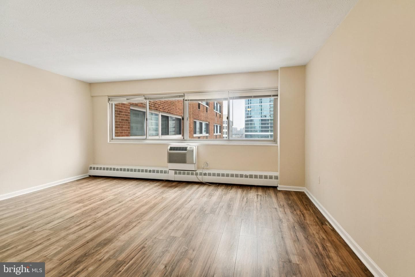 2101 Chestnut Street #922 photo 6