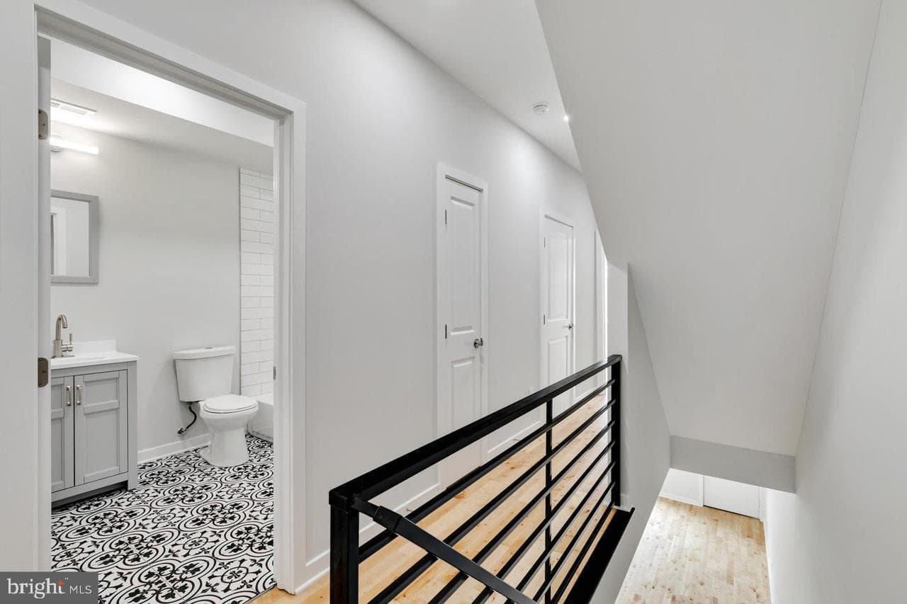 1320 S 31st Street photo 12