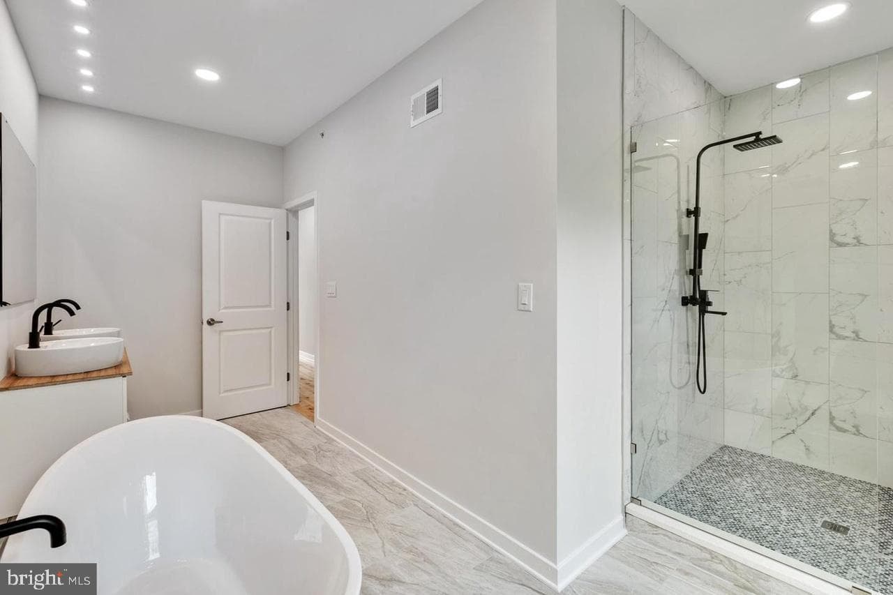 1320 S 31st Street photo 18