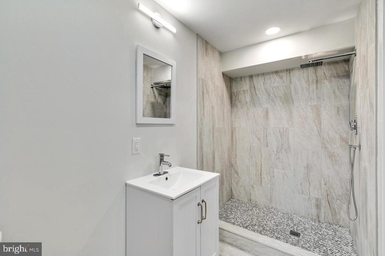 1320 S 31st Street photo 25