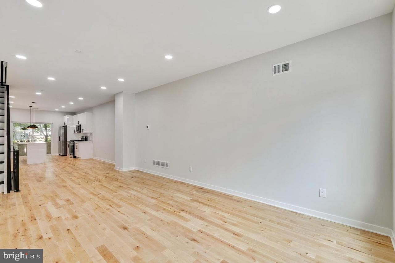 1320 S 31st Street photo 7