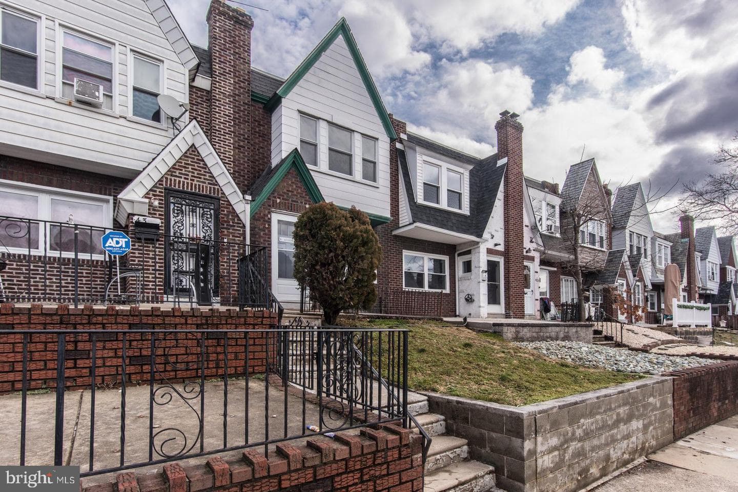 4311 Teesdale Street photo 3