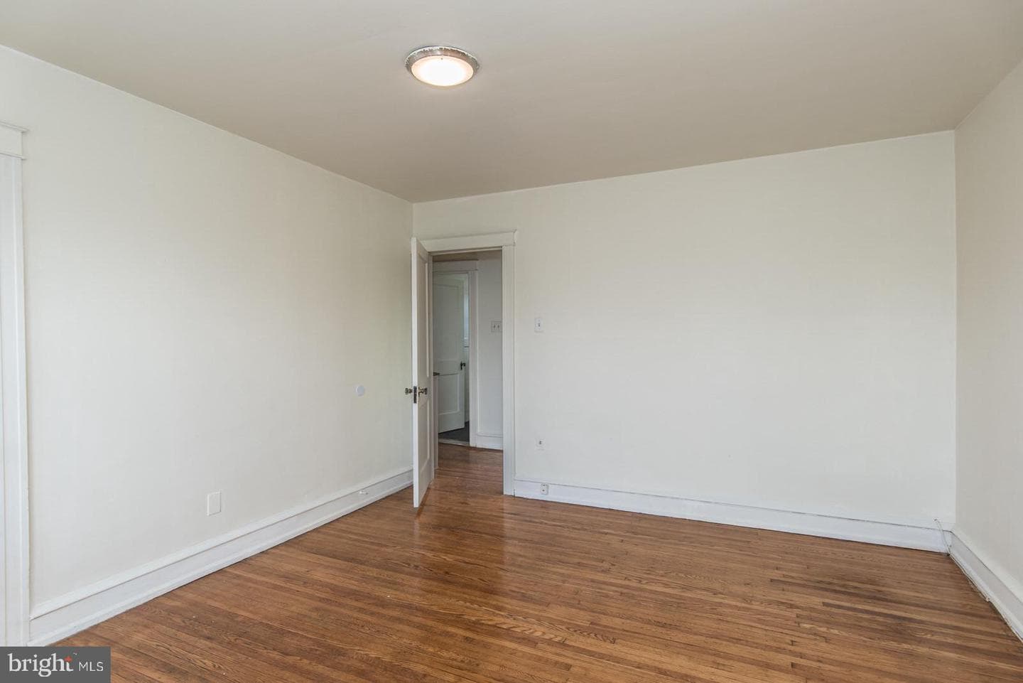 4311 Teesdale Street photo 32