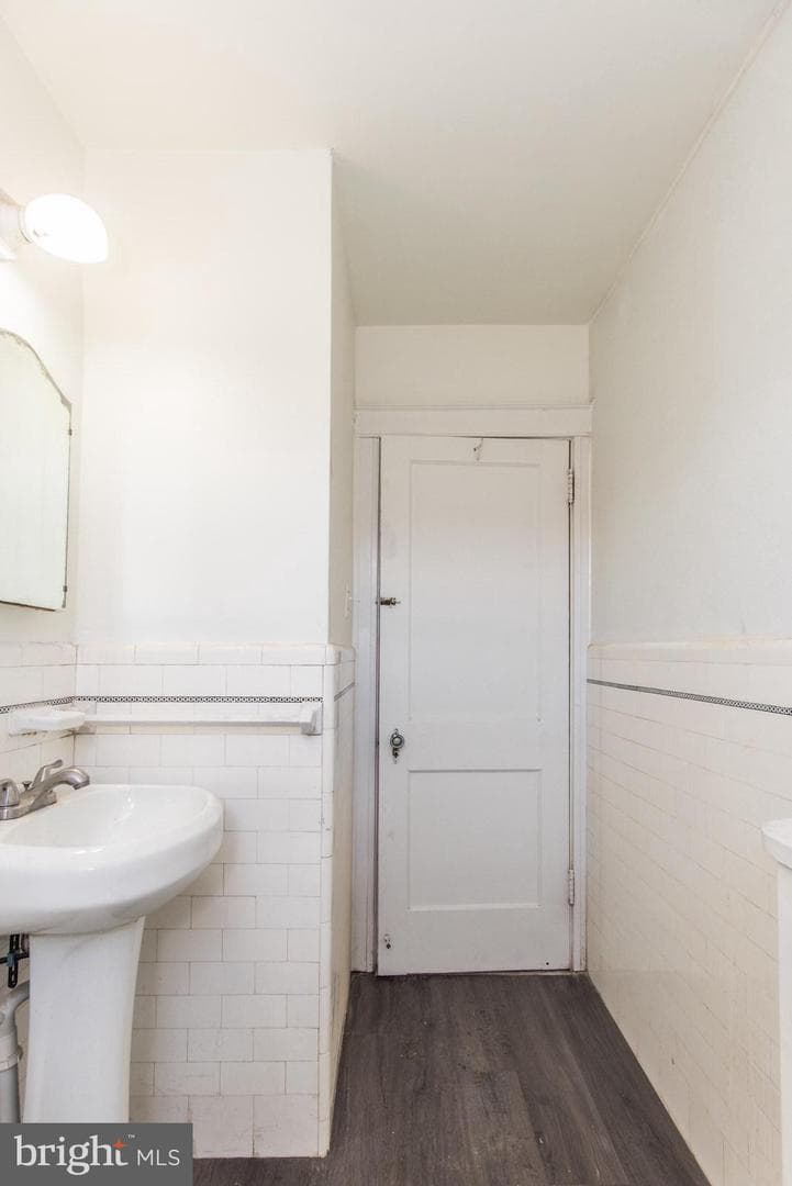 4311 Teesdale Street photo 46