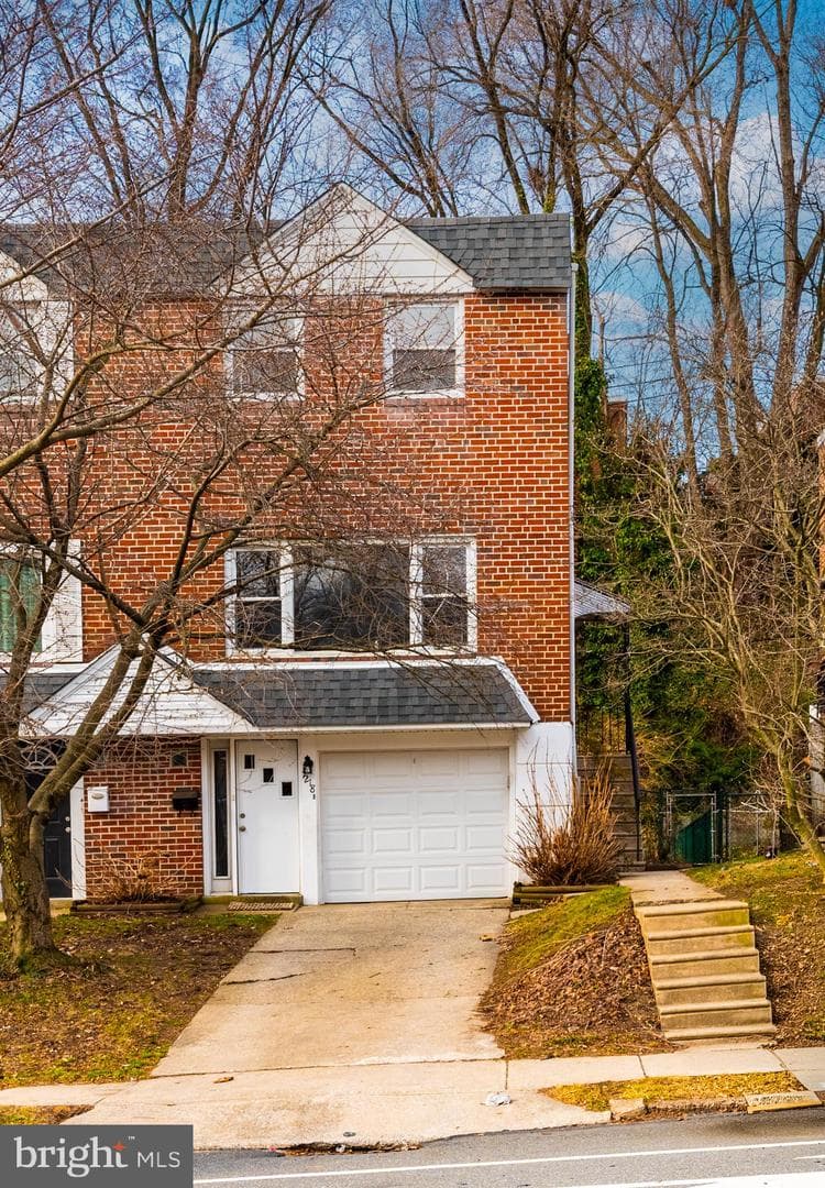 7218 Valley Avenue photo 1