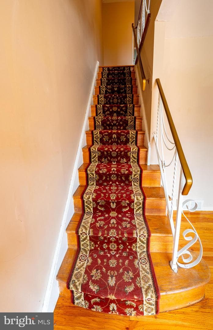 7218 Valley Avenue photo 20