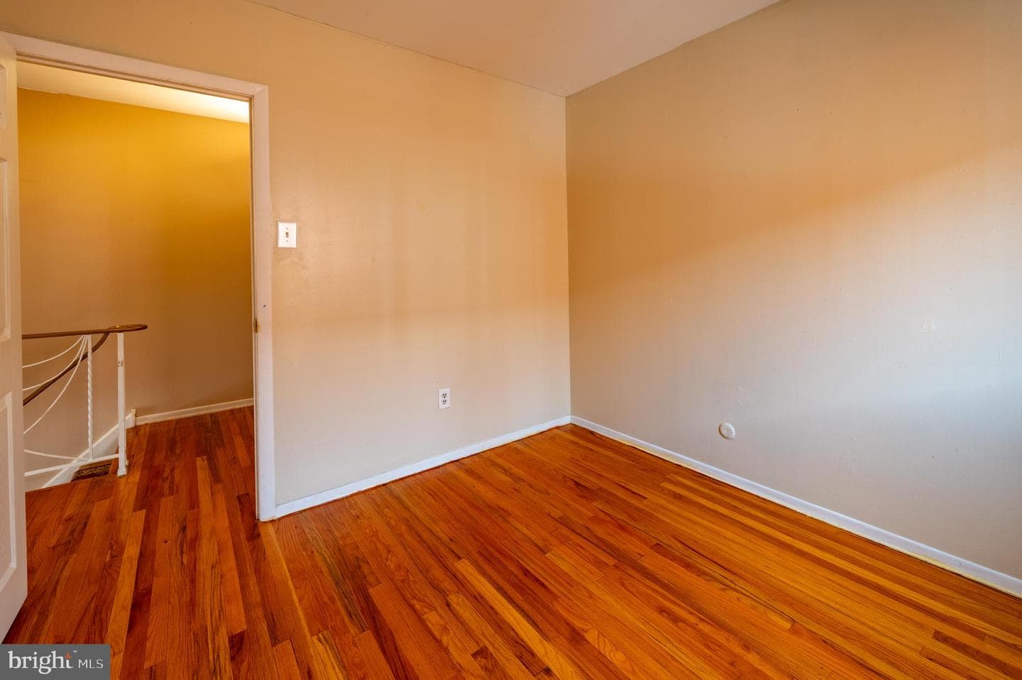 7218 Valley Avenue photo 33