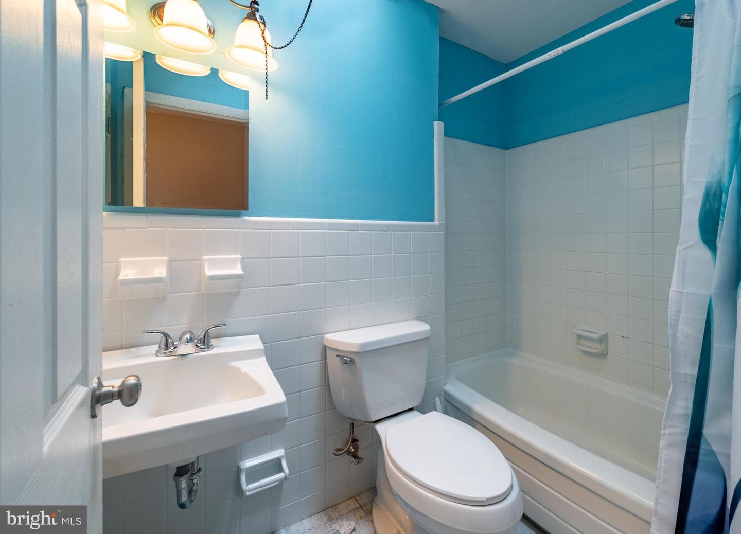 7218 Valley Avenue photo 35
