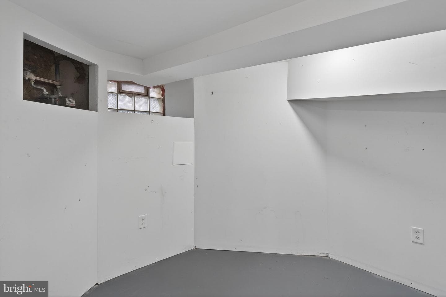 5110 Newhall Street photo 48