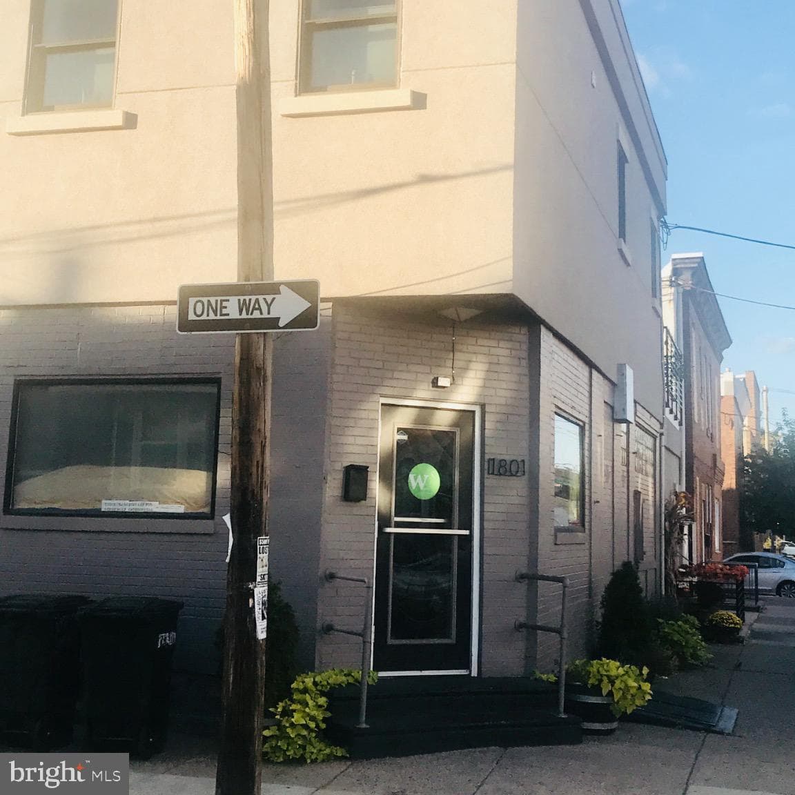1801 Daly Street photo 6
