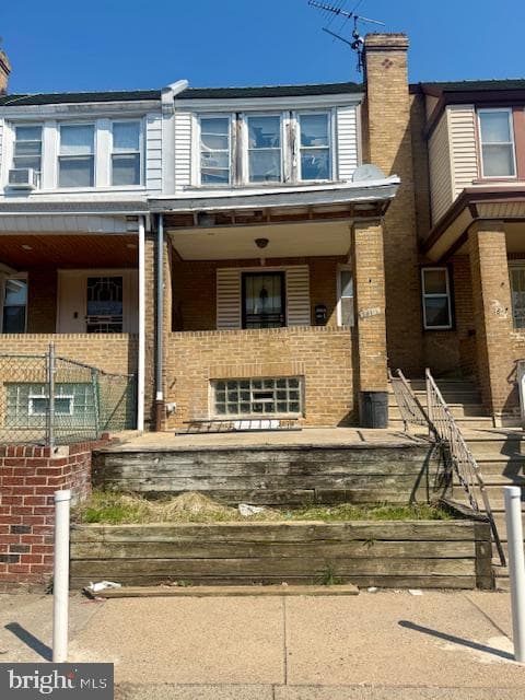 581.5 Rosalie Street photo 1