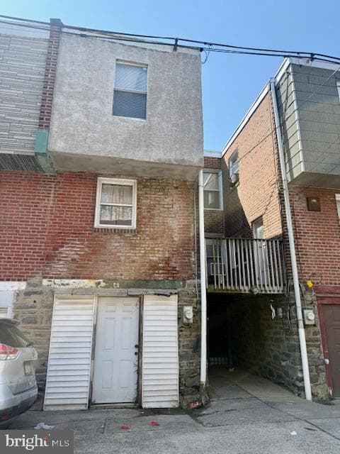 581.5 Rosalie Street photo 3