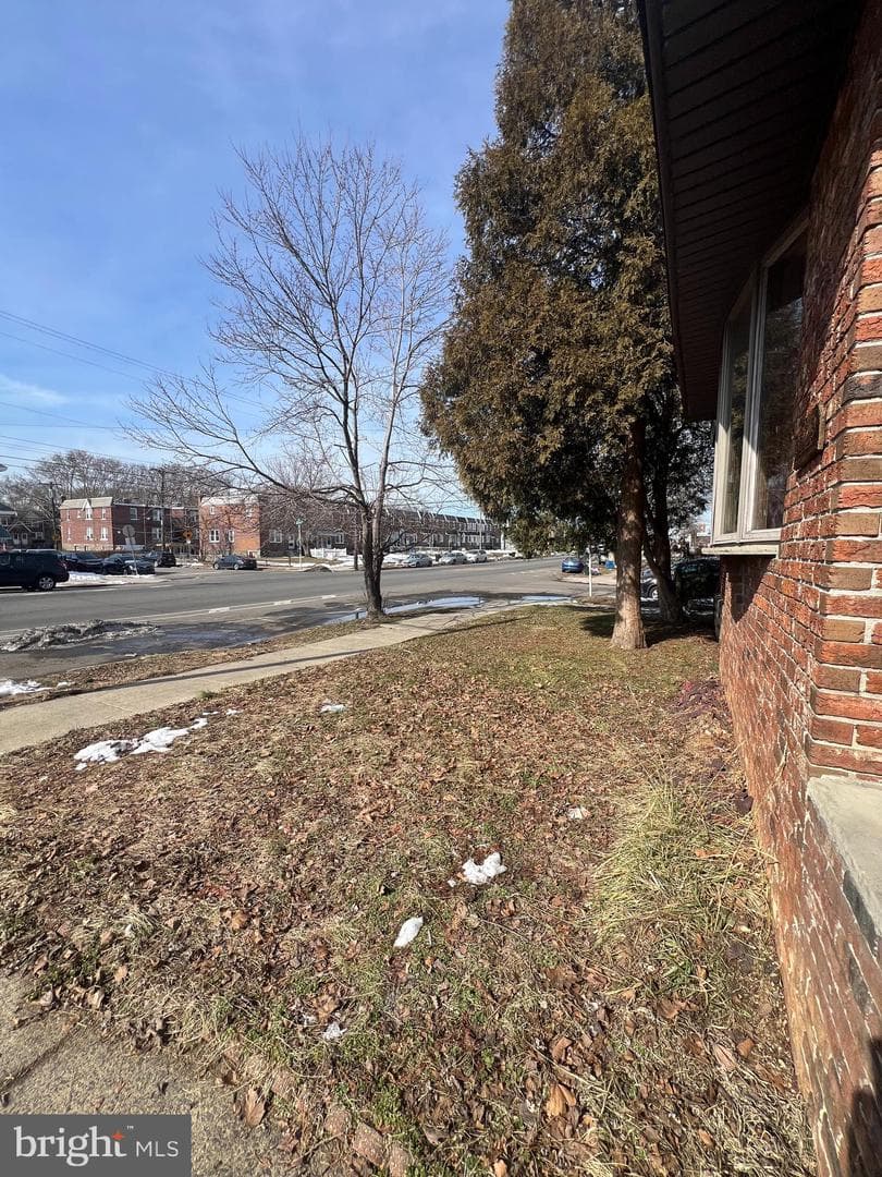 3403 Tyson Avenue photo 6