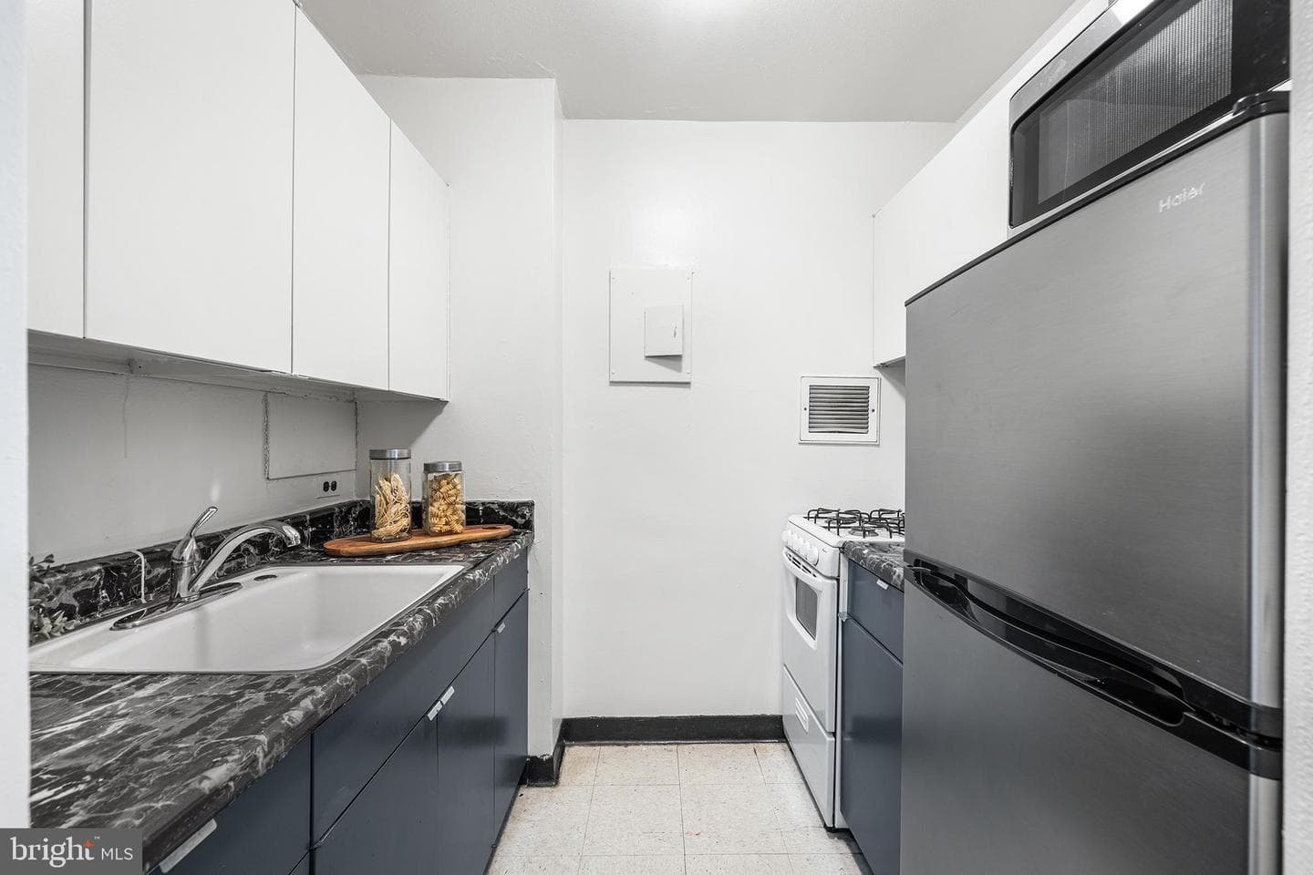 220 Locust Street #25es photo 14