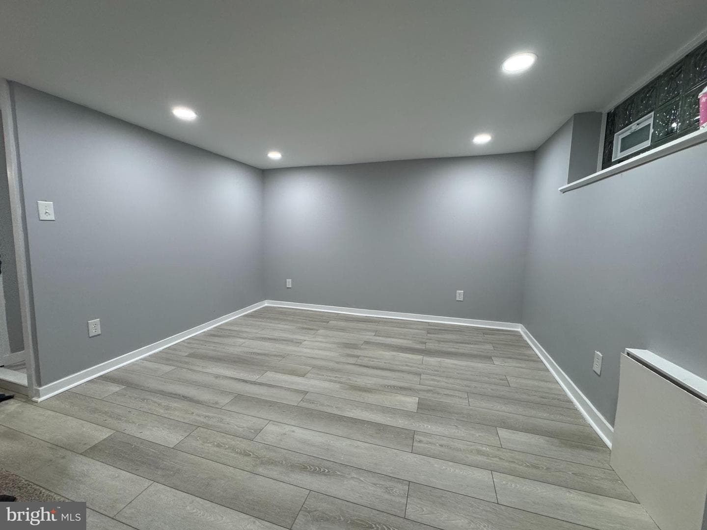 5441 Valley Street photo 15