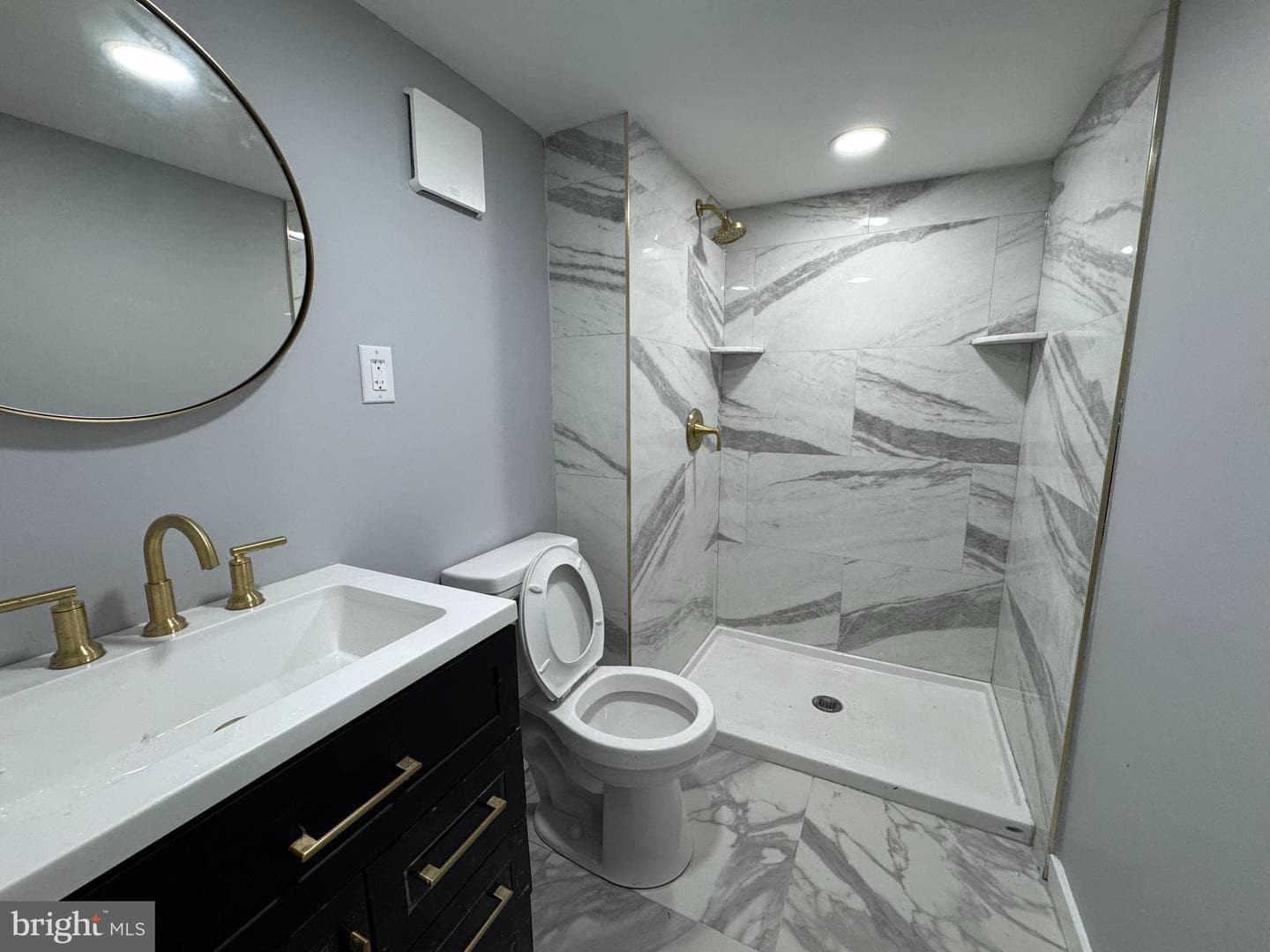 5441 Valley Street photo 17