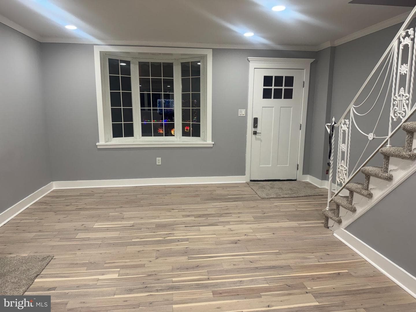 5441 Valley Street photo 3